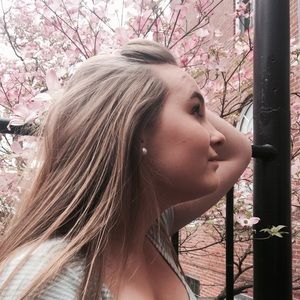 Meet your Posher, Ellen